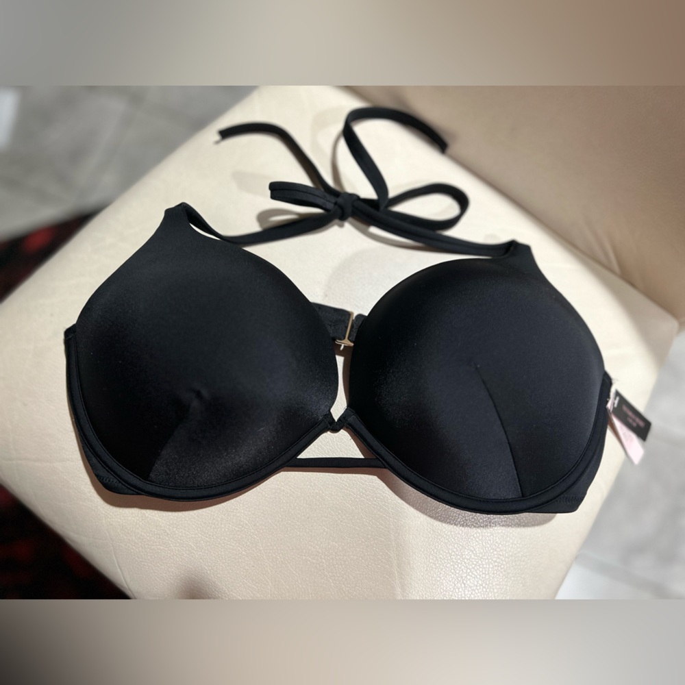 Victoria Secret super push up padded bikini 👙 top size 38c no offers accepted❌